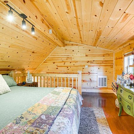 Idyllic Cabin In The Heart Of Hocking Hills Rockbridge Extérieur photo