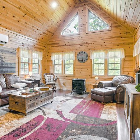 Idyllic Cabin In The Heart Of Hocking Hills Rockbridge Extérieur photo