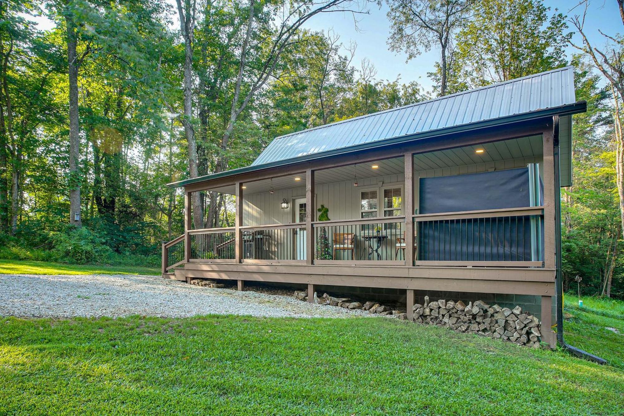 Idyllic Cabin In The Heart Of Hocking Hills Rockbridge Extérieur photo