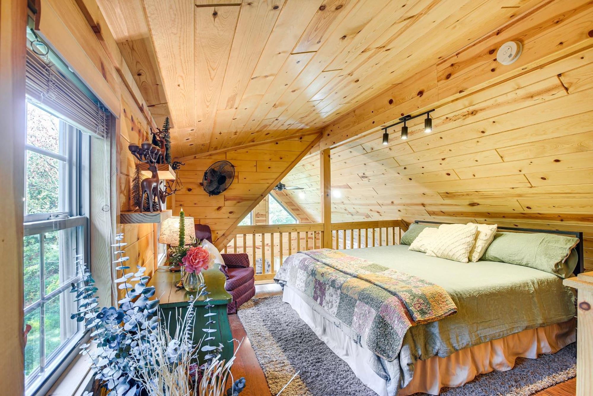 Idyllic Cabin In The Heart Of Hocking Hills Rockbridge Extérieur photo